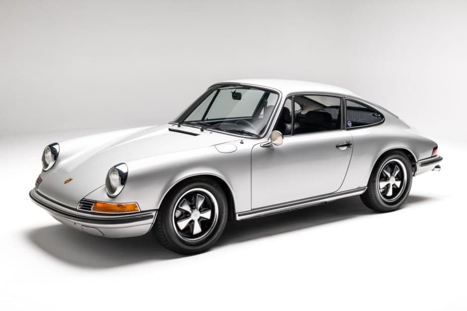 1969 Porsche LWB 911E (1969-1973) sold for $162,000
