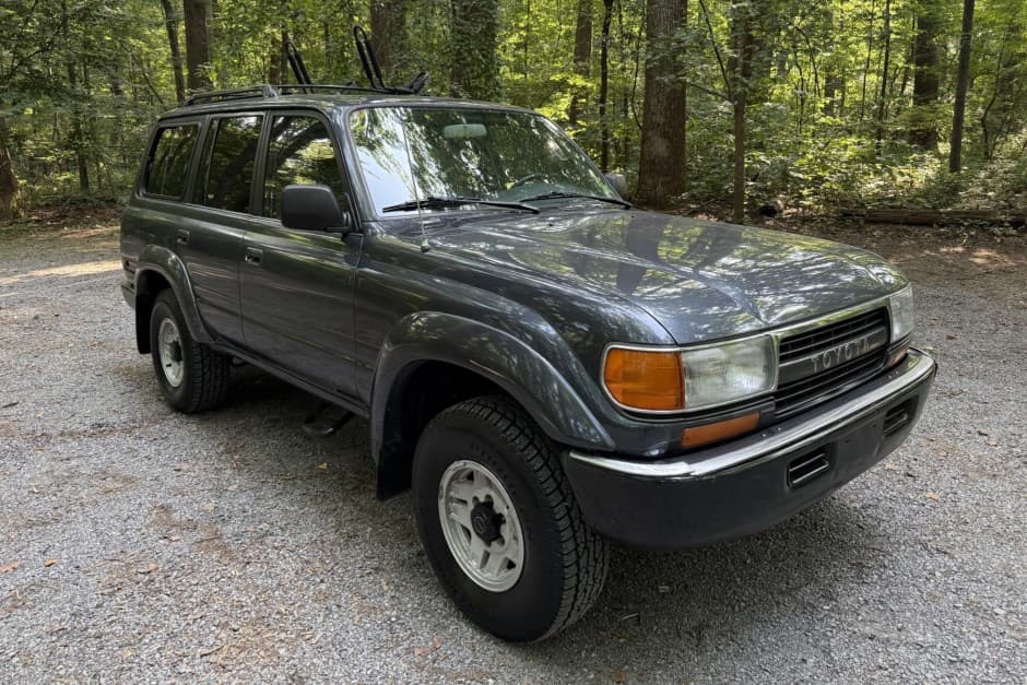 1992 Toyota Land Cruiser 80-Series sold for $15,250
