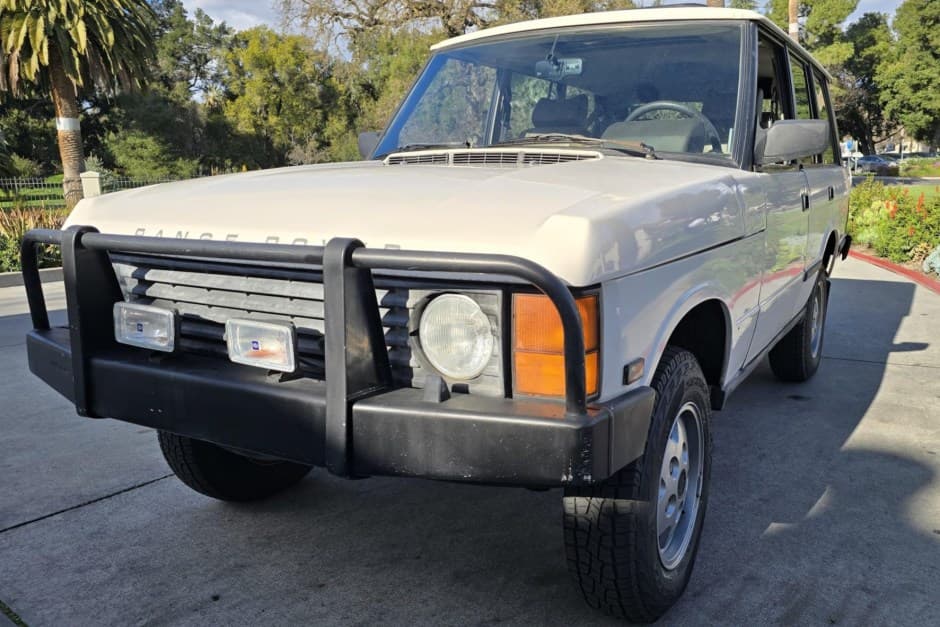 1991 Land Rover Range Rover Classic sold for $7,500