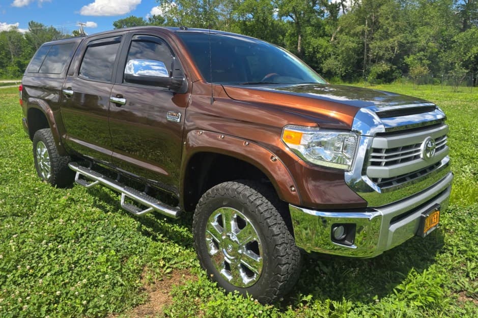 2015 Toyota Tundra (XK50 2007-2021) sold for $63,000