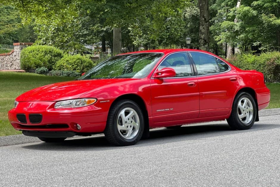 1998 Pontiac Grand Prix sold for $6,400
