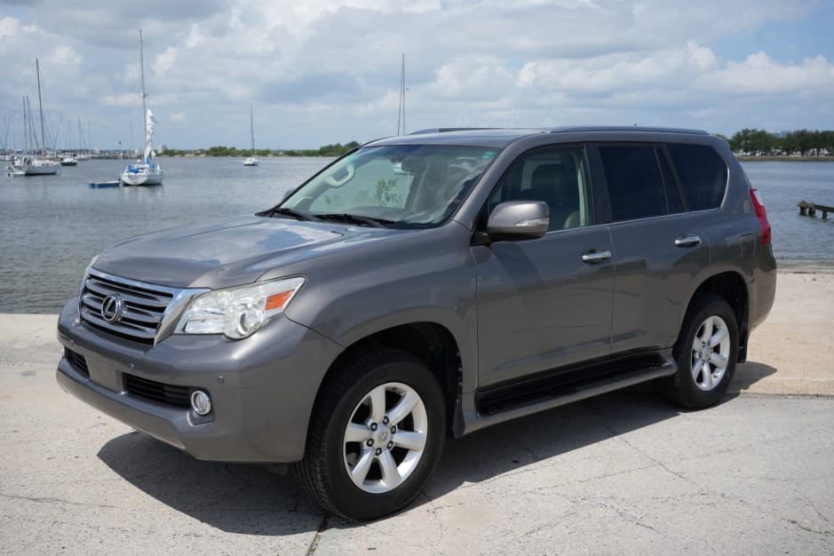 2010 Lexus GX sold for $10,750