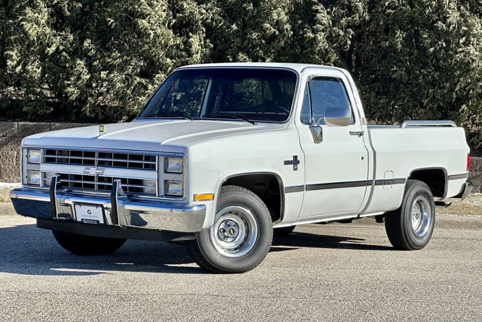 1987 Chevrolet C/K (1973-1991) sold for $30,250