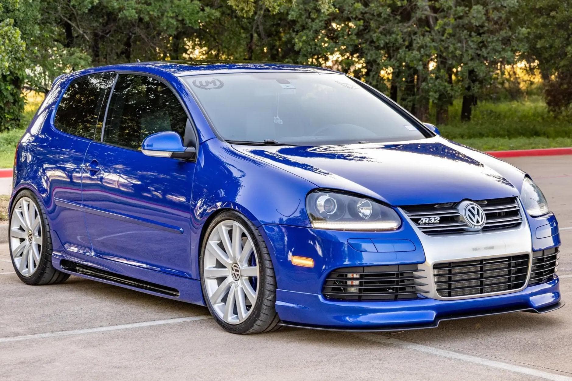 2008 Volkswagen R32 sold for $24,000