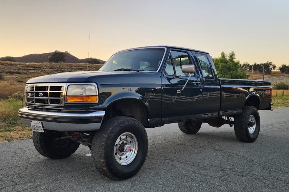 1994 Ford F-Series 1992-1997 sold for $27,000
