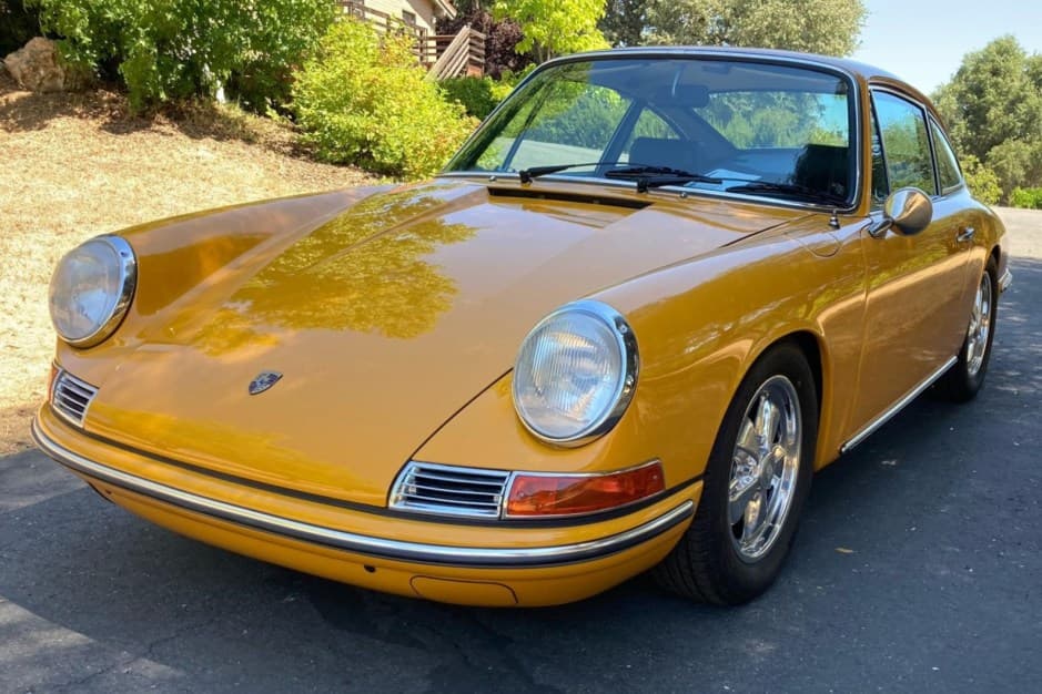 1968 Porsche 912 sold for $95,500