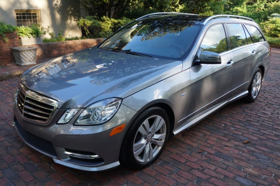 2012 Mercedes-Benz W212 E-Class sold for $18,000