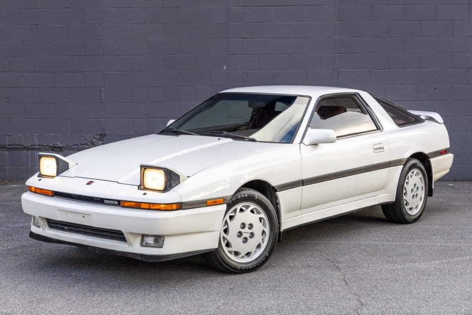 1988 Toyota Supra A70 (1986-1992) sold for $12,000