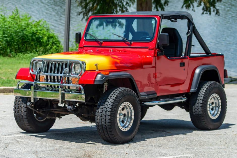1990 Jeep Wrangler YJ (1987-1995) sold for $8,250