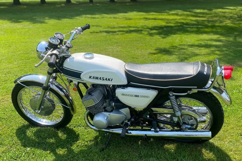 1969 Kawasaki H1 Mach III sold for $8,000