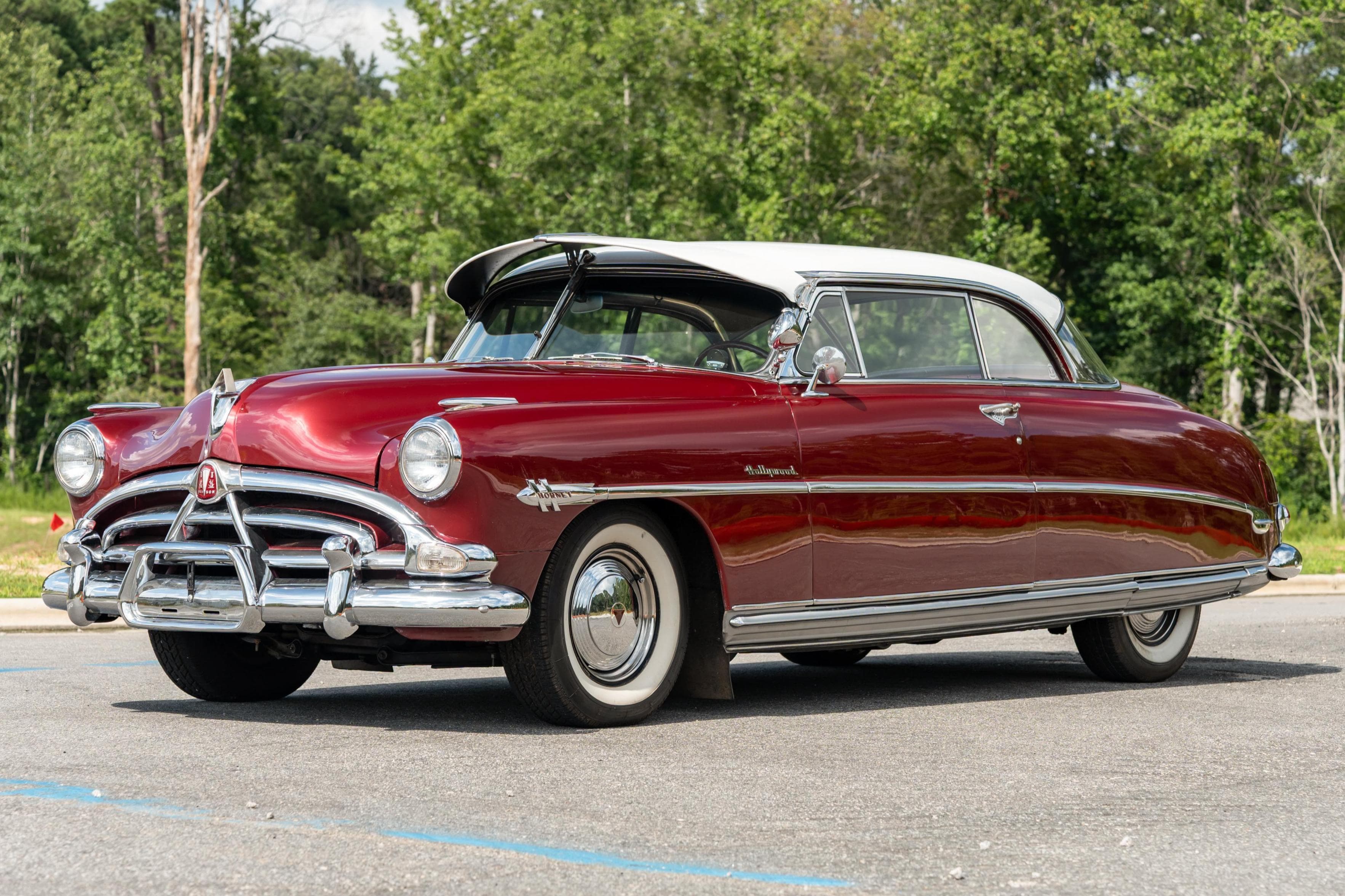 1952 Hudson Hornet sold for $17,000