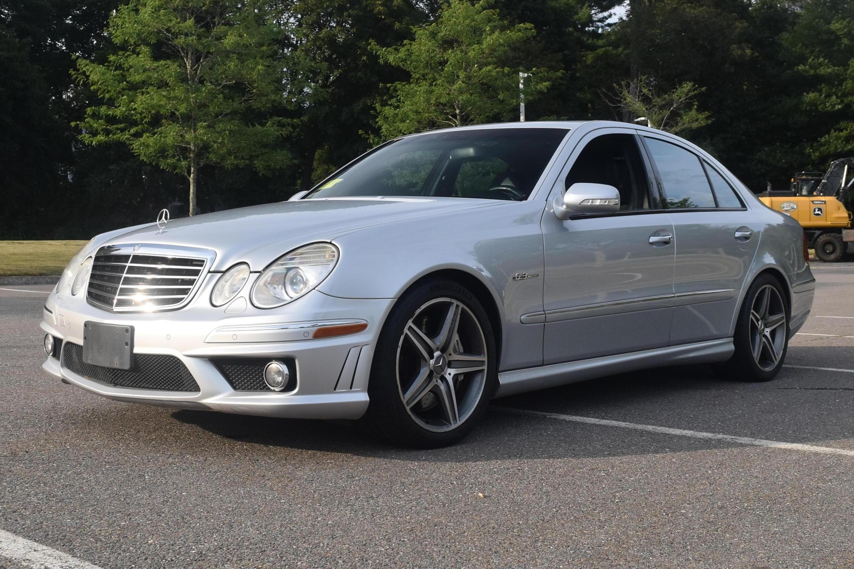 2007 Mercedes-Benz W211 E55 AMG sold for $11,200