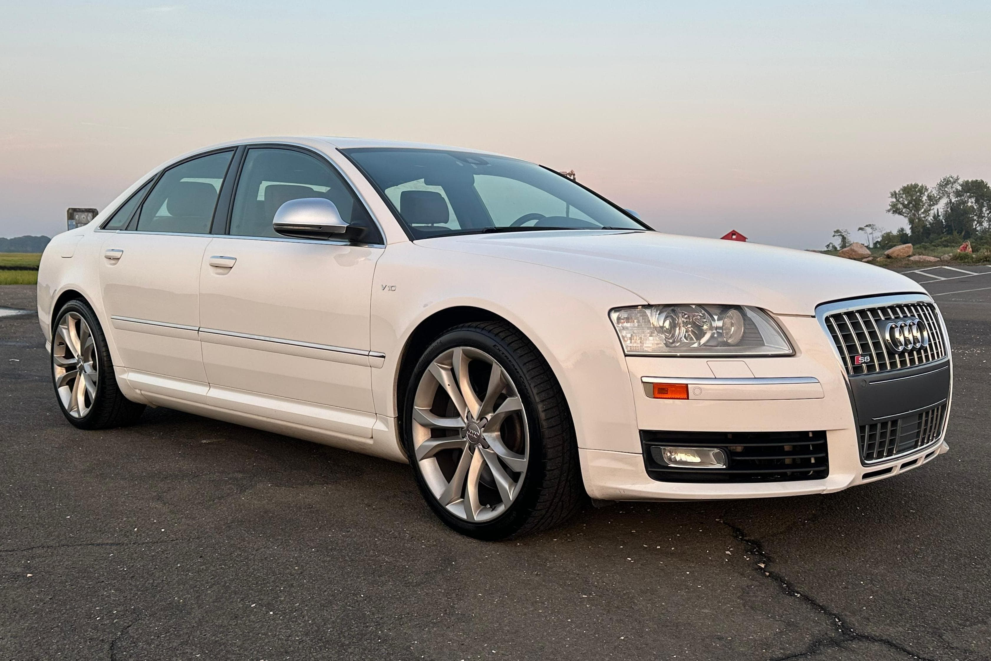 2009 Audi S8 sold for $15,500