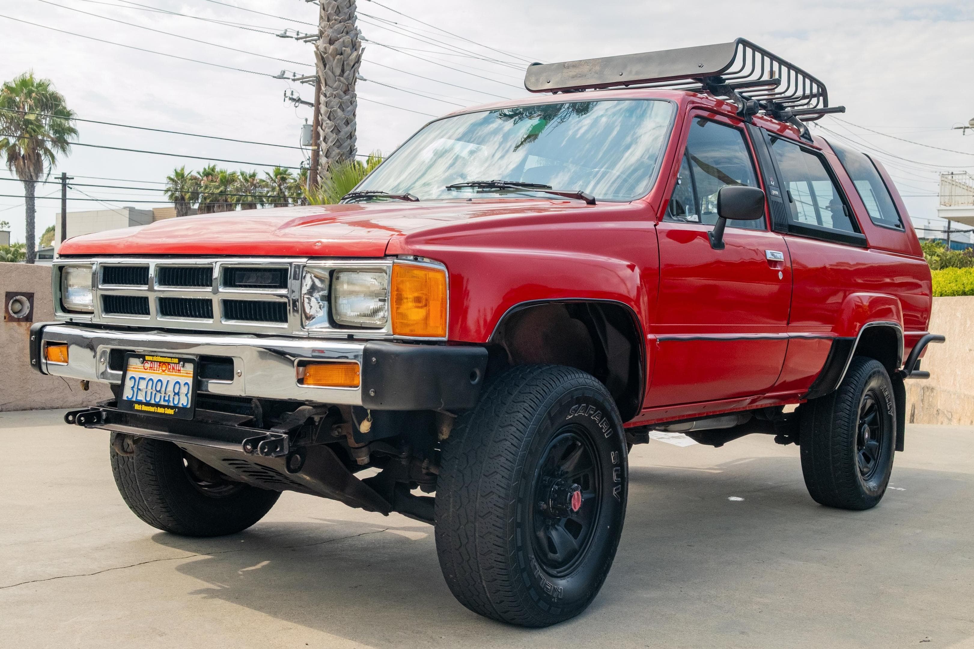 1986 Toyota 4Runner sold for $7,800