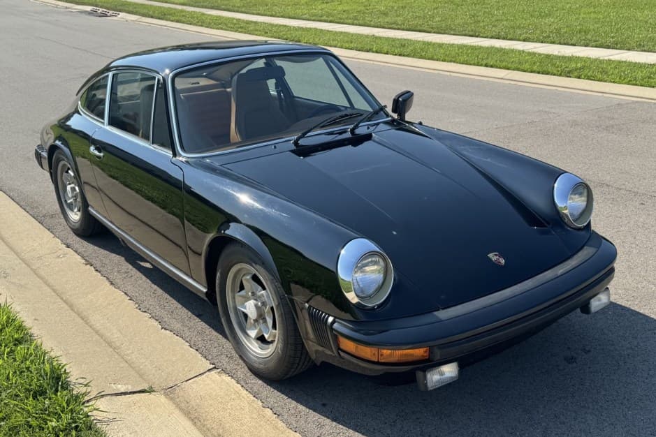 1977 Porsche 911 1974-1977 sold for $48,000