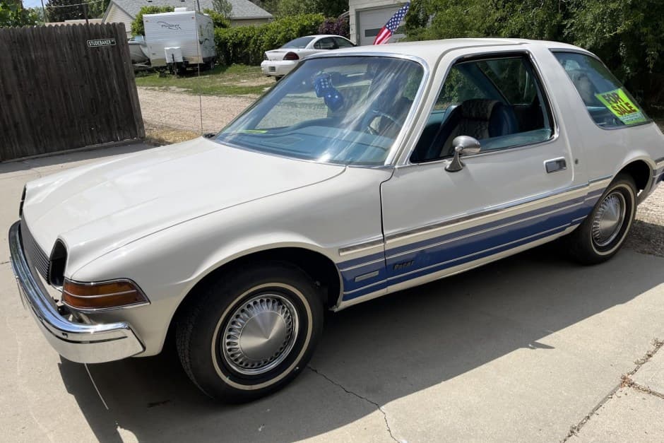 1976 AMC Pacer sold for $8,800