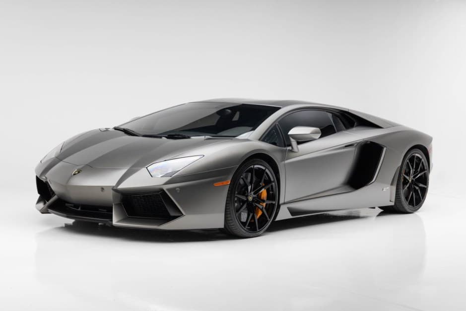 2013 Lamborghini Aventador sold for $300,000