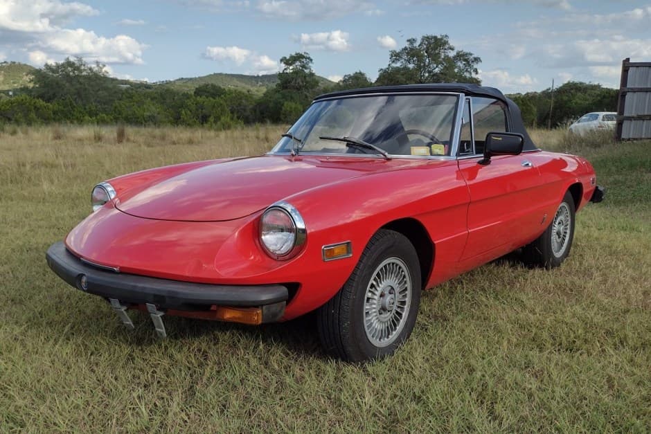 1976 Alfa Romeo 105/115 Spider Series 2 sold for $5,950