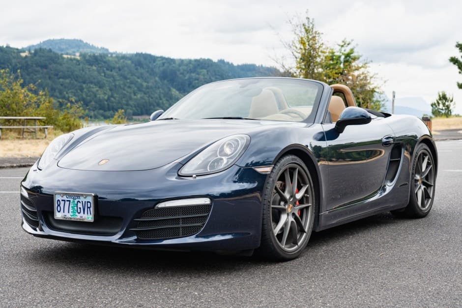 2014 Porsche 981 Boxster sold for $51,000