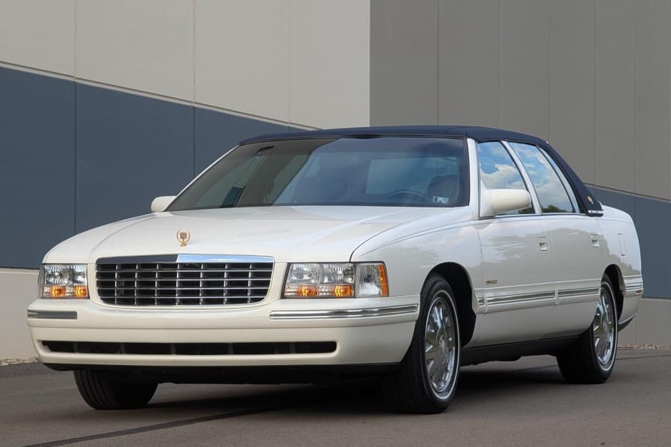 1999 Cadillac DeVille sold for $13,850