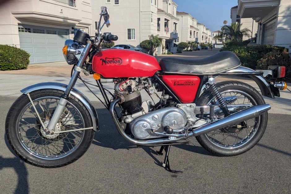 1974 Norton Commando sold for $4,007