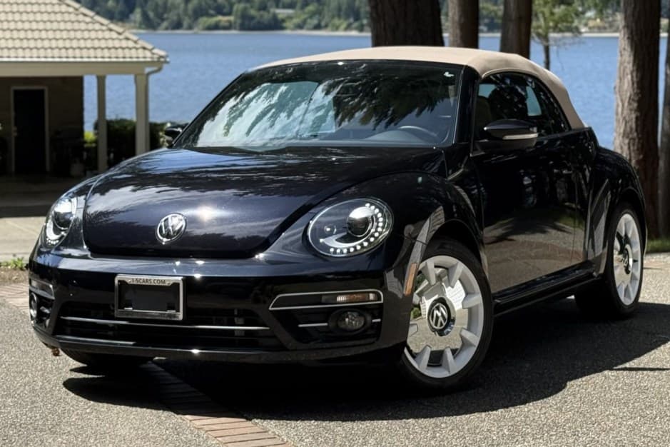 2019 Volkswagen A5 Beetle (2012-2019) sold for $37,000