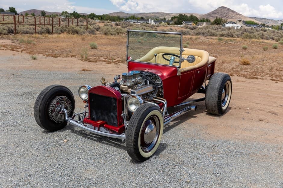 0 Ford Hot Rod sold for $18,000