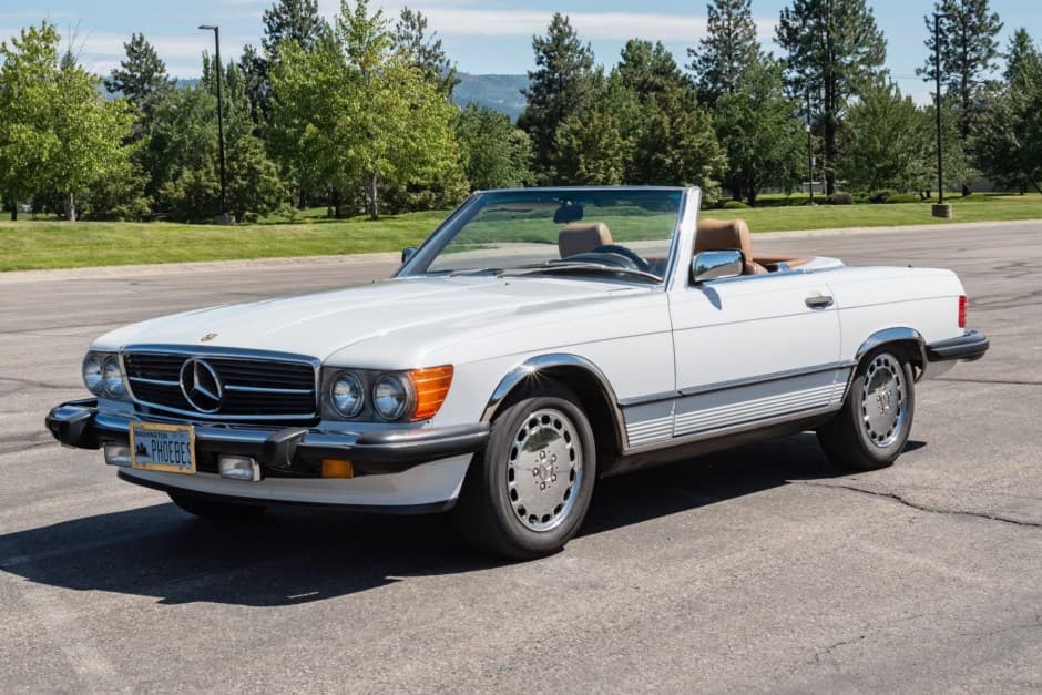 1988 Mercedes-Benz R107 SL sold for $22,501