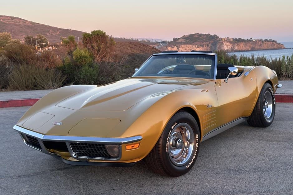 1971 Chevrolet Corvette C3 sold for $43,525
