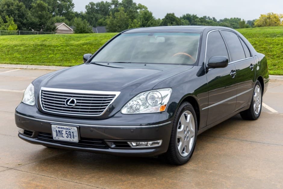 2004 Lexus LS Sedan sold for $28,000