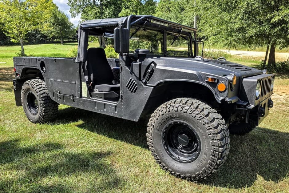 2007 Hummer HMMWV/Humvee sold for $14,250