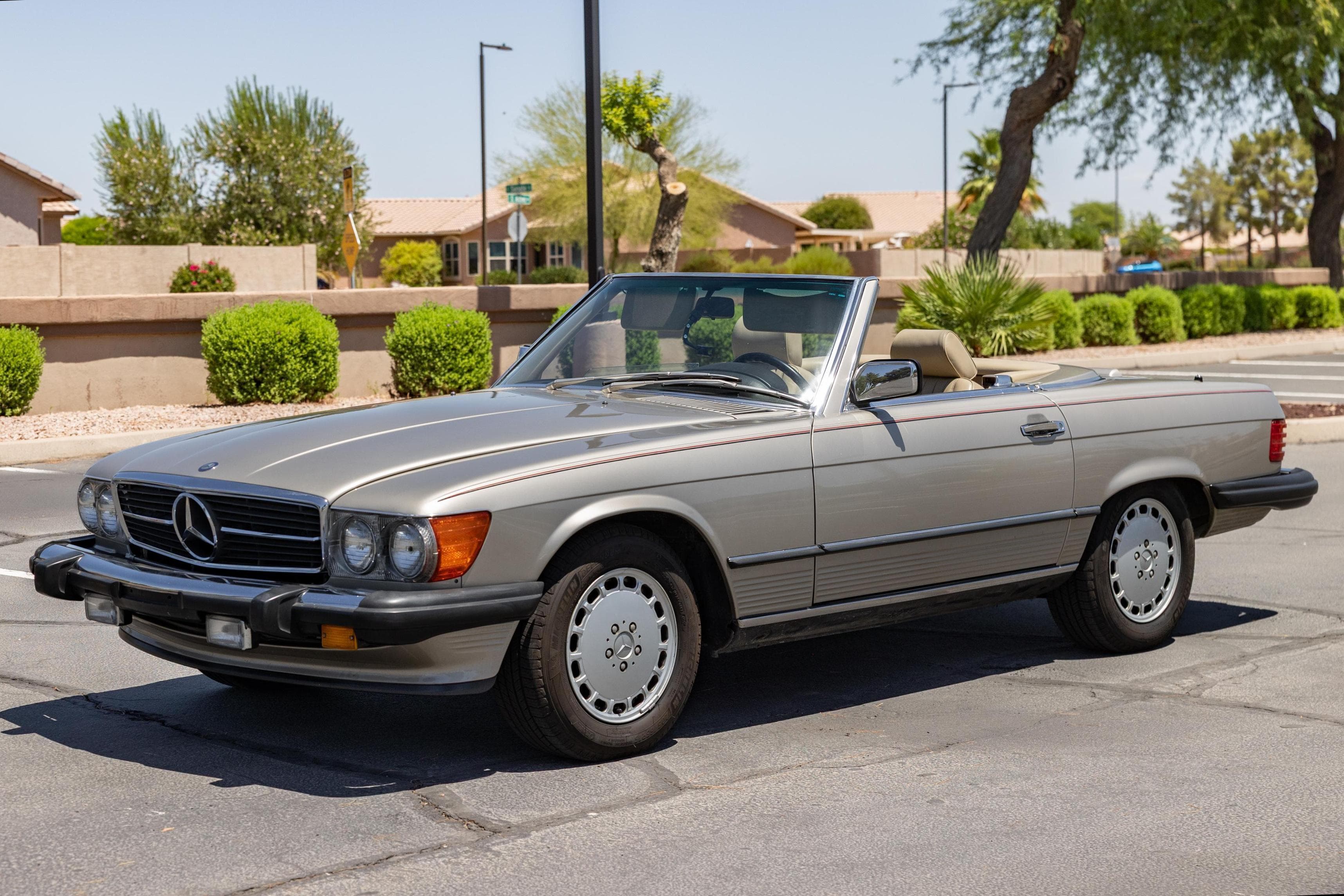 1989 Mercedes-Benz R107 SL sold for $19,250