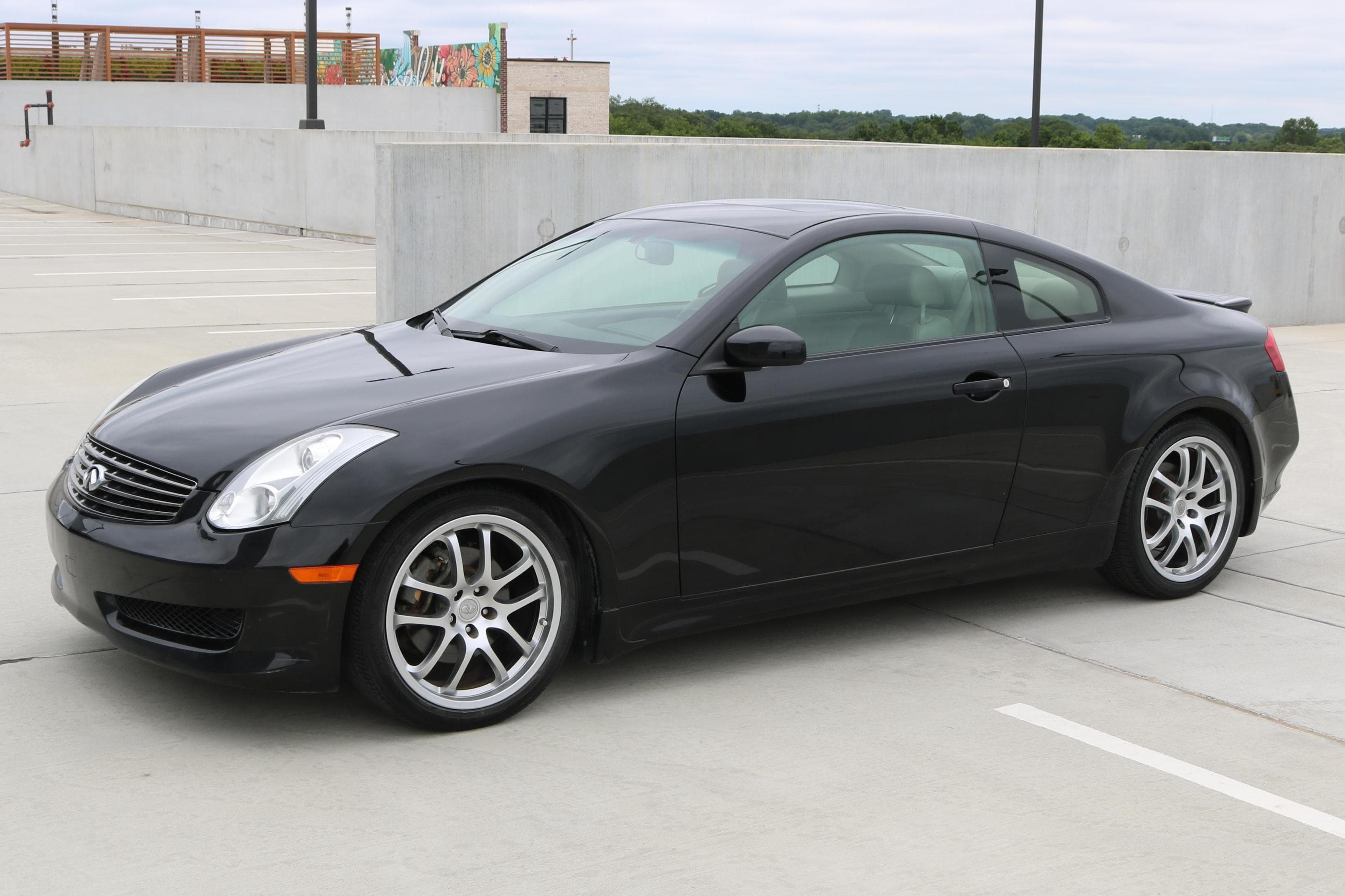 2007 Infiniti G35 sold for $10,400