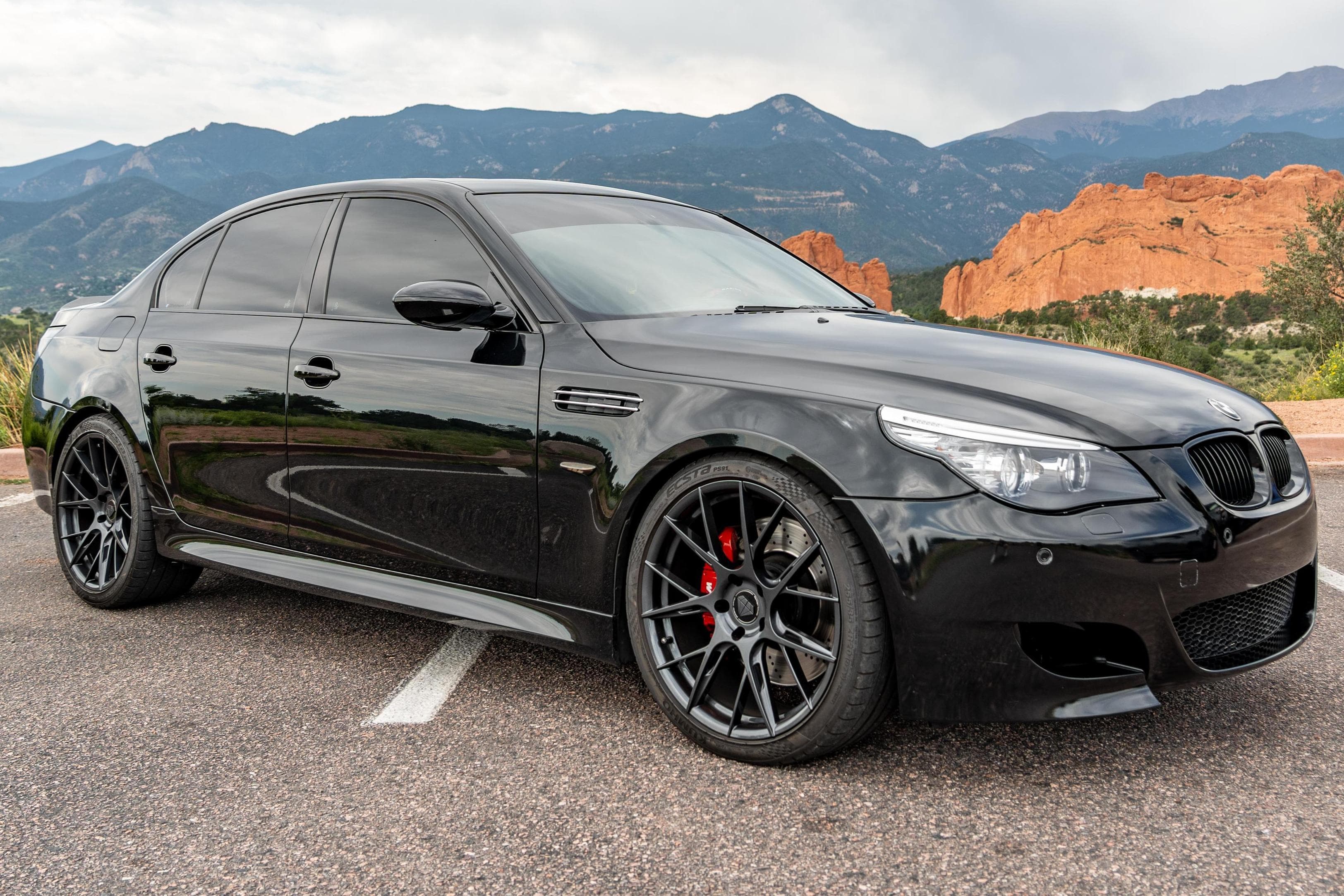 2006 BMW E60 M5 sold for $17,000