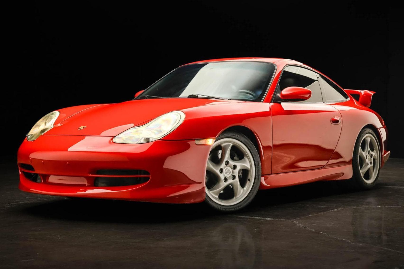 2001 Porsche 996 911 sold for $33,750