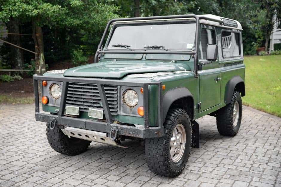 1995 Land Rover Defender 90 NAS sold for $32,000