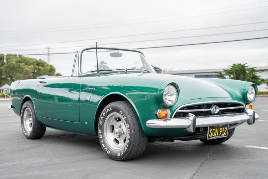 1966 Sunbeam Alpine sold for $10,500