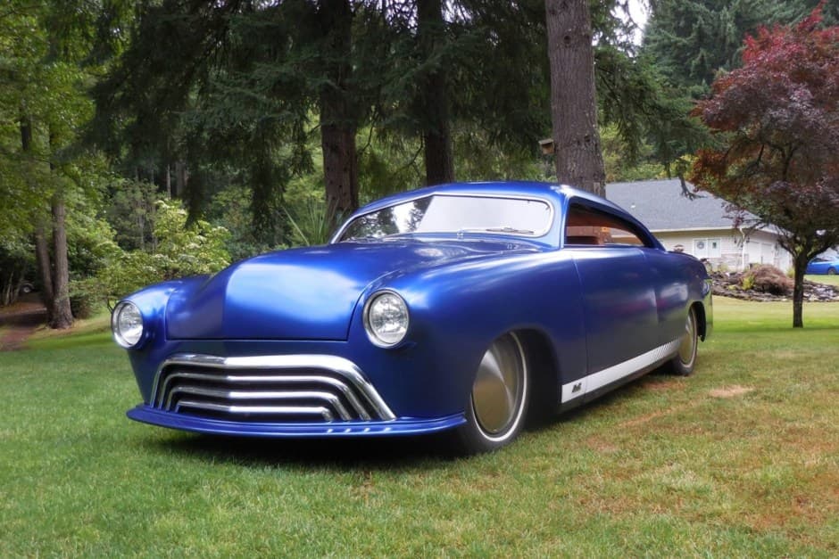 1951 Ford Shoebox sold for $16,000