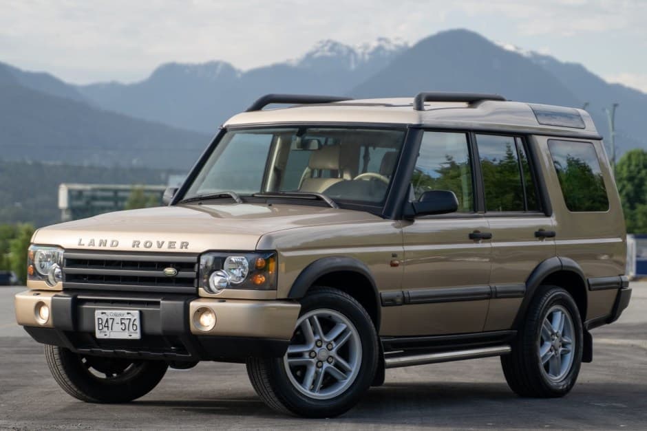 2004 Land Rover Discovery II sold for $9,000
