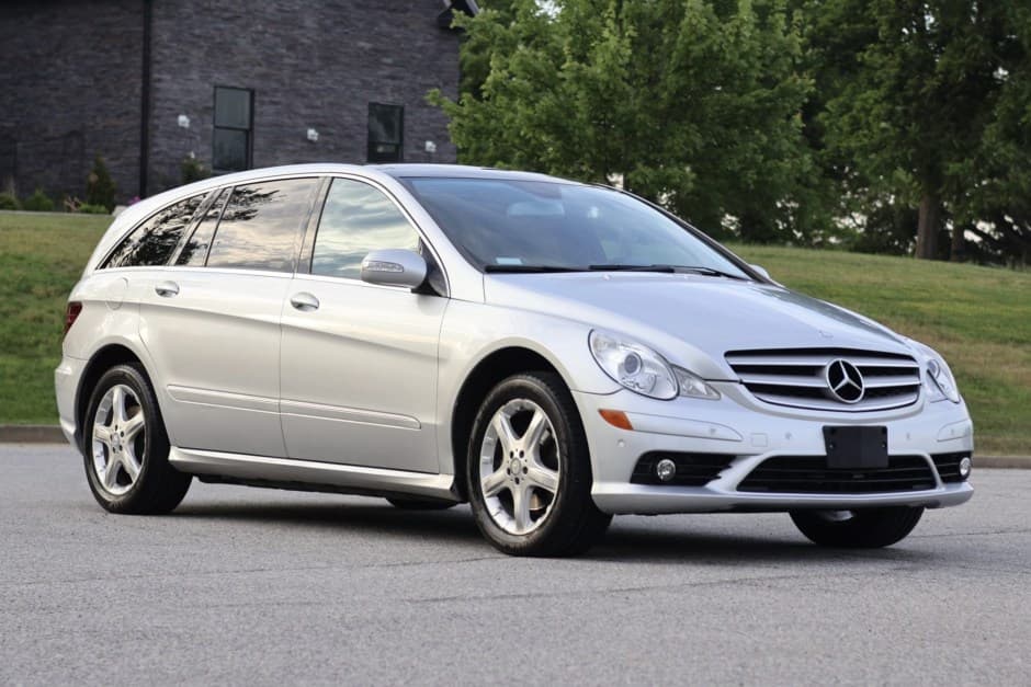 2008 Mercedes-Benz W251 R-Class sold for $8,101