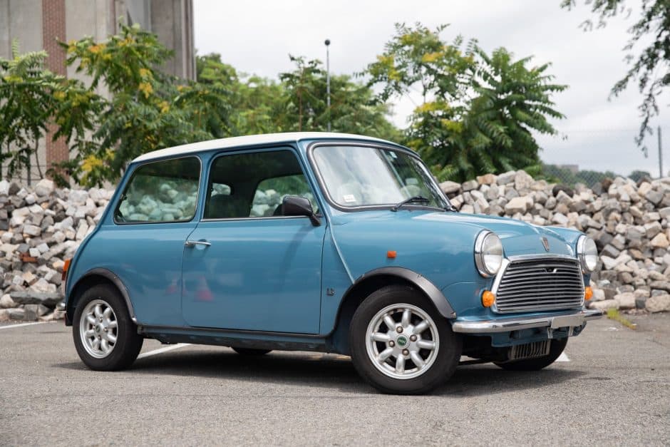 1992 Mini Mk VI & Mk VII sold for $13,222