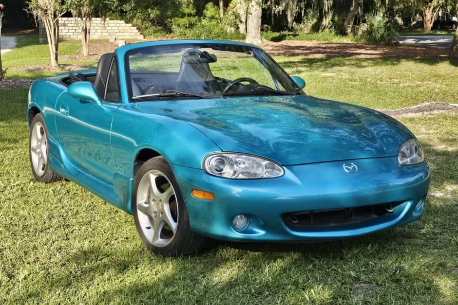 2003 Mazda NB MX-5 Miata sold for $12,500