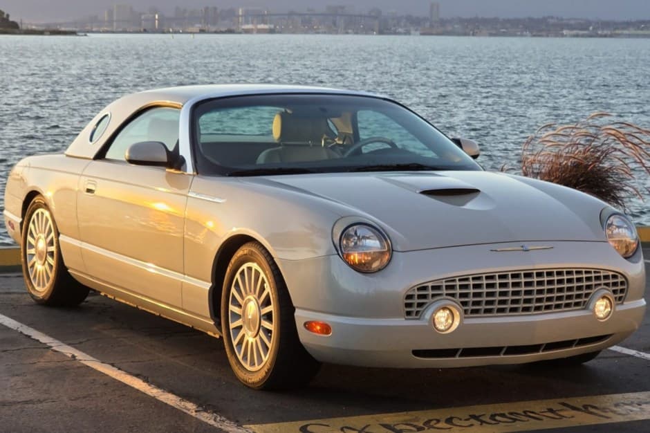2005 Ford Thunderbird (2002-2005) sold for $19,000