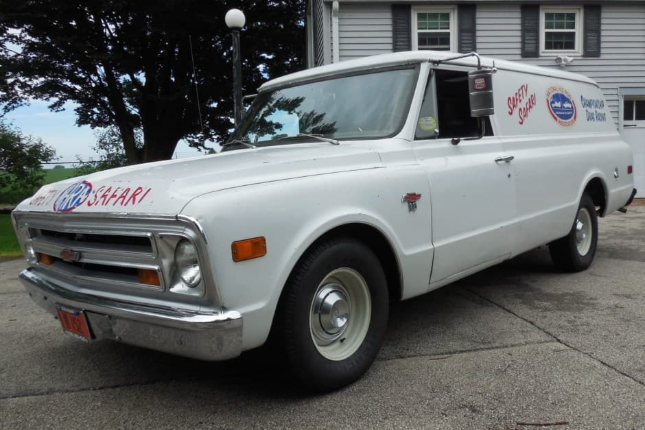 1969 Chevrolet C/K (1967-1972) sold for $10,777