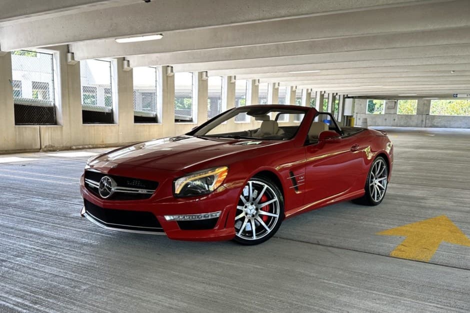 2015 Mercedes-Benz R231 SL sold for $106,000