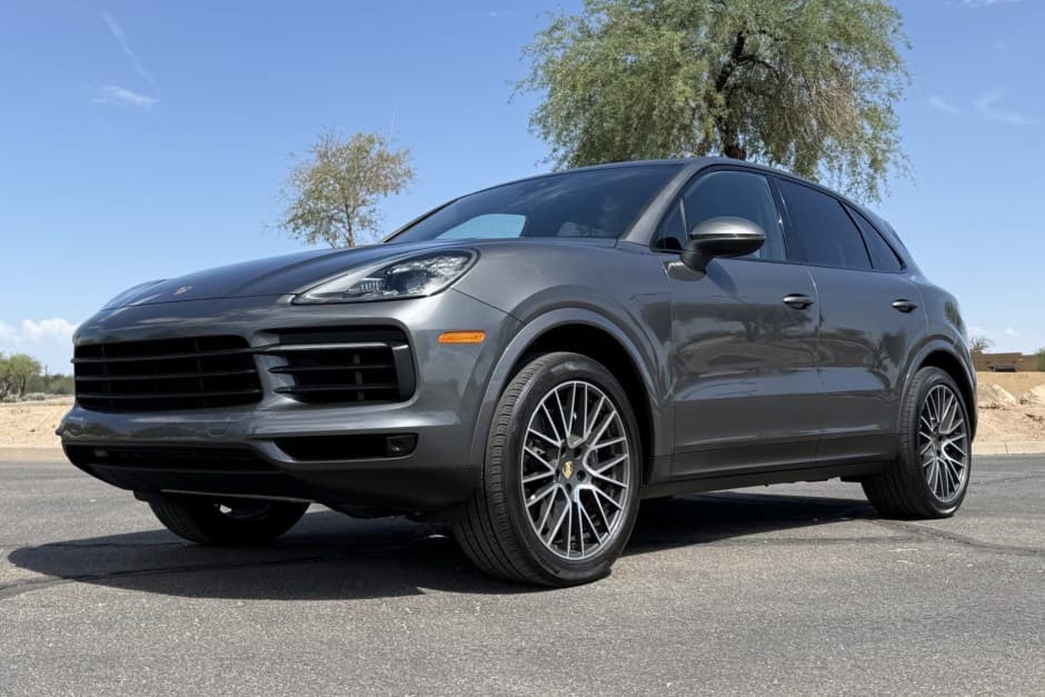 2021 Porsche 9Y0/9Y3 Cayenne (2019-) sold for $34,500