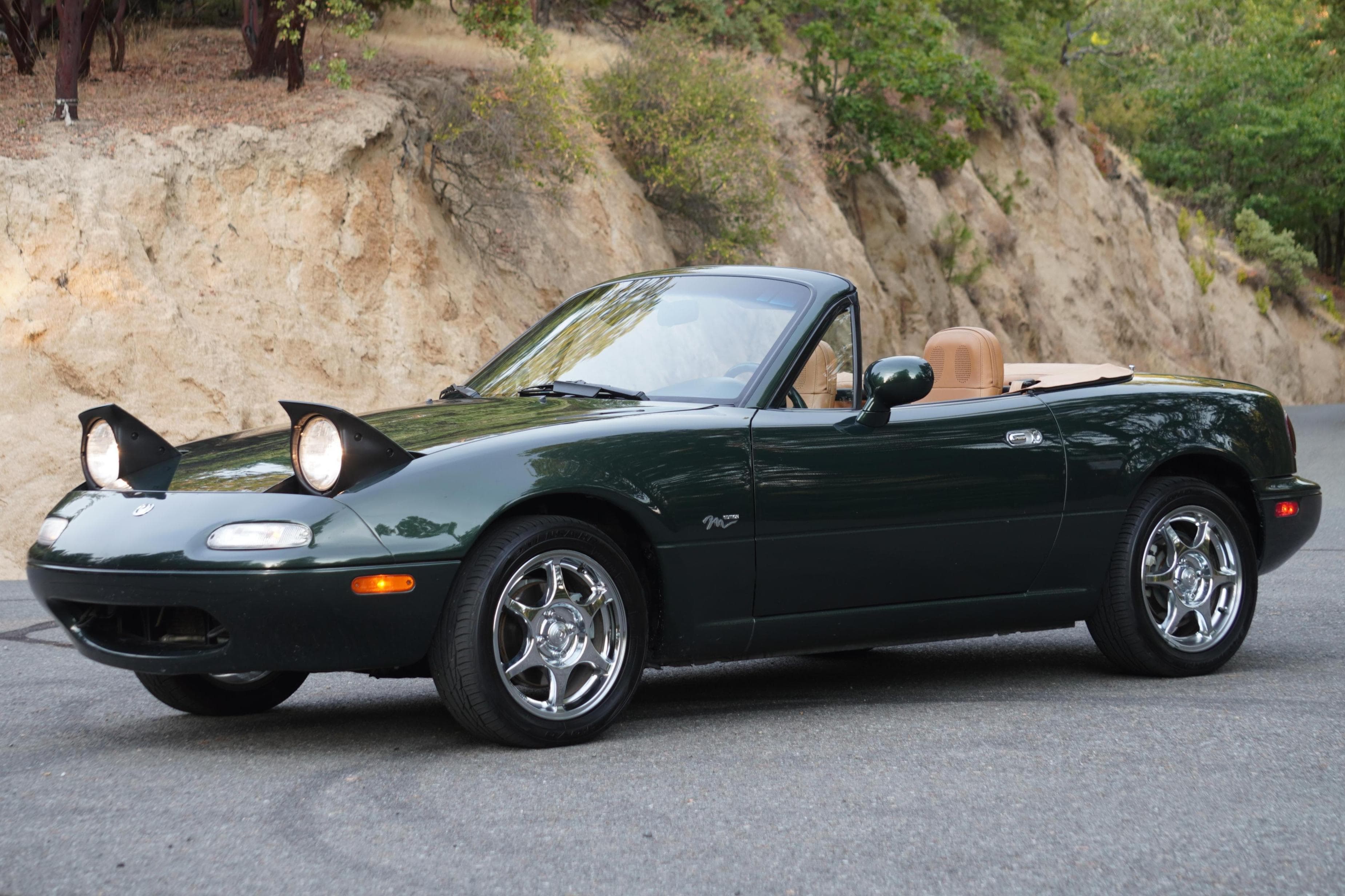 1997 Mazda NA Miata sold for $16,000