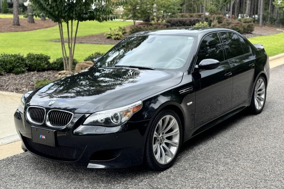 2007 BMW E60 M5 sold for $32,000