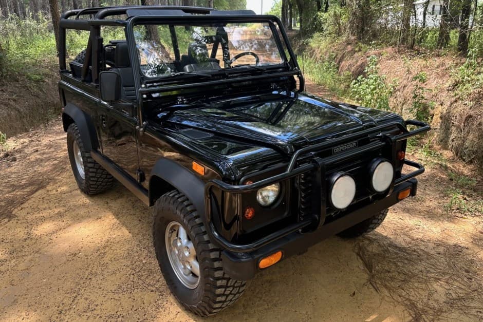 1994 Land Rover Defender 90 NAS sold for $65,000
