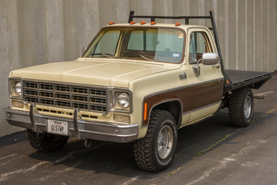 1977 Chevrolet C/K (1973-1991) sold for $12,000